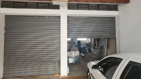Imagem VENDA DE CASA NO JARDIM RINCÃO, EM ARUJÁ/SP, 381m², 2 quartos, sala de estar e jantar. CONSULTE-NOS