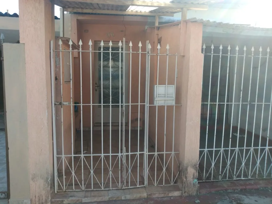 Imagem Casa à venda 2 Quartos, 300M², São Benedito, Pindamonhangaba - SP