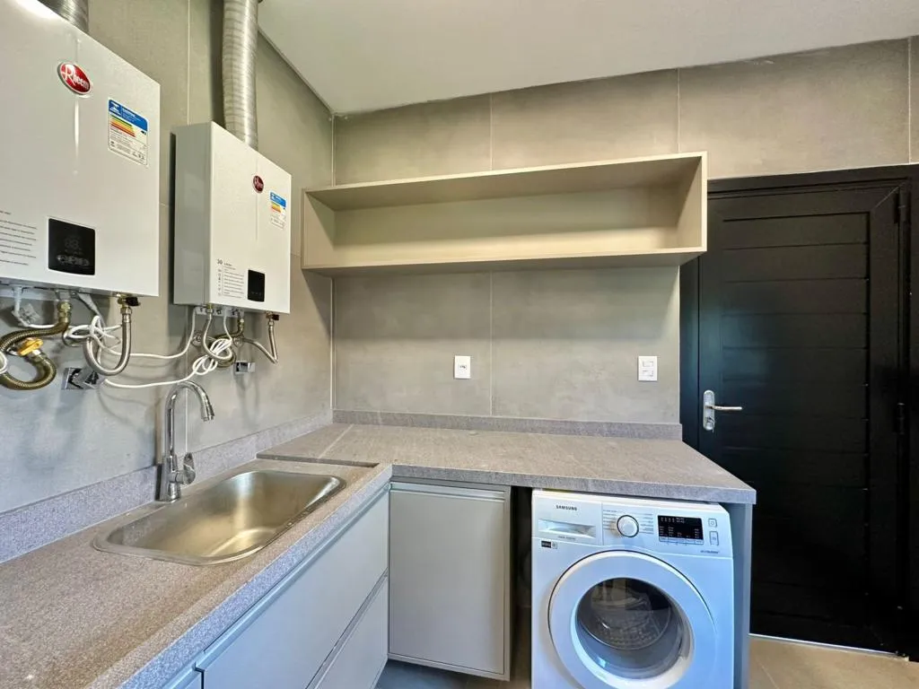 Imagem Casa em Condominio 4 Dormitórios - Bairro Atlantida Sul