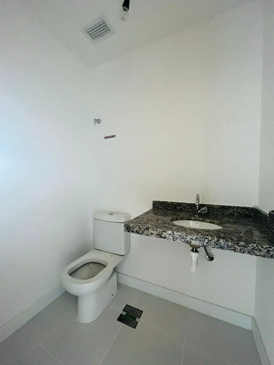 Imagem Sala Comercial com 33m² no MEDPLEX Assis Brasil !!!