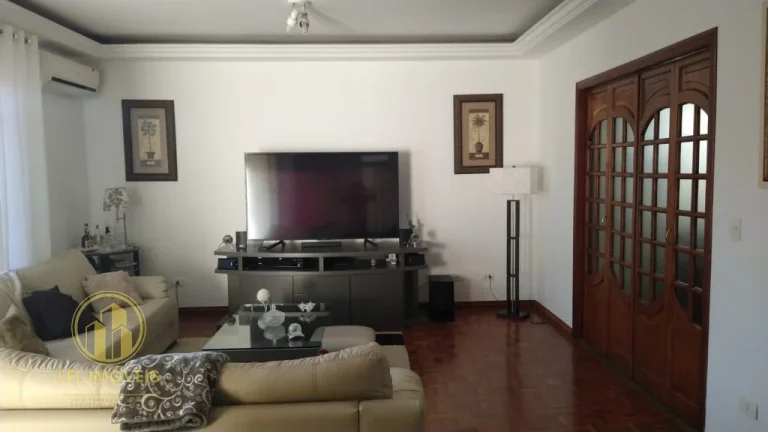 Imagem Sobrado à Venda, 310 m², 3 dormitórios, 4 vagas. - Adalgisa / Osasco