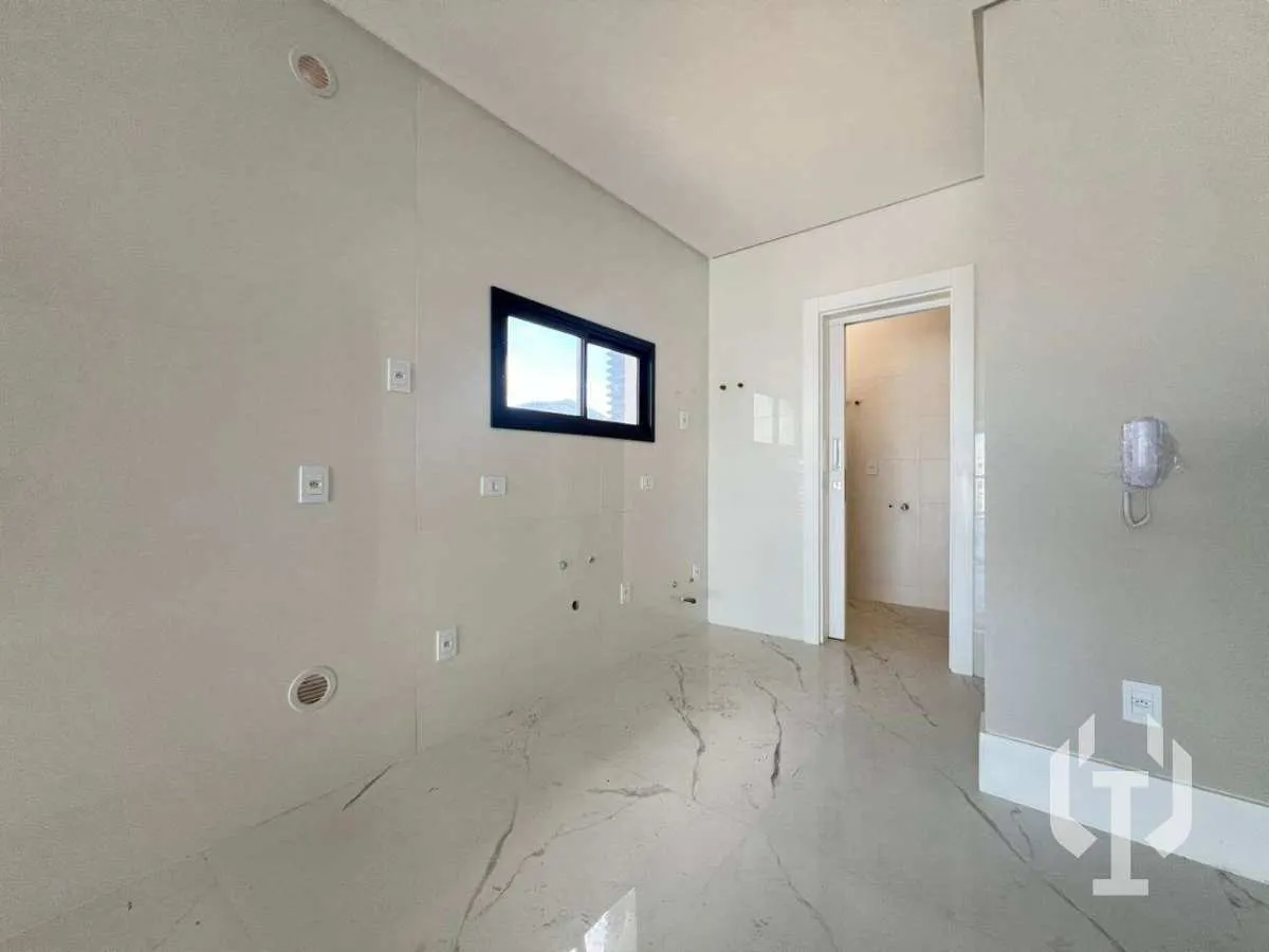 Imagem Apartamento à venda, com 3 suítes, 135m2 ampla area de lazer