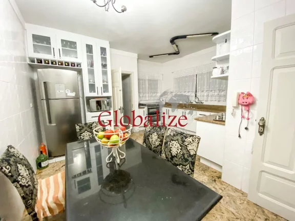 Imagem Casa sobrado de 220 metros, 3 quartos, 3 vagas no Gonzaga por R$1.450.000,00