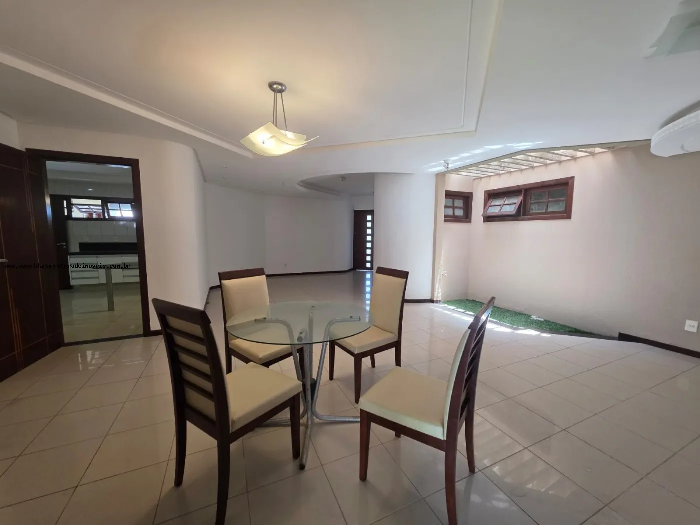 Imagem Casa em Condomínio para Venda em Natal, Candelária, 4 dormitórios, 4 suítes, 7 banheiros, 6 vagas