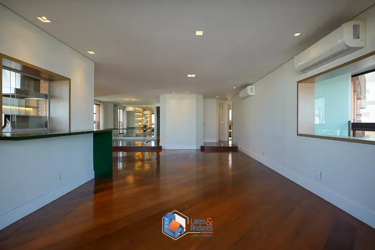Imagem Apartamento para venda em Campo Belo com 4 quartos, sendo 2 suítes, 276m²