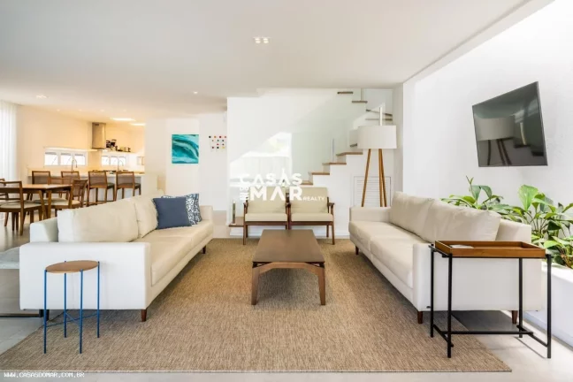 Imagem Casa de luxo em condomínio no Frade, Angra dos Reis-RJ: 5 quartos, 5 suítes, 3 salas, 7 banheiros, 3 vagas, 470m².