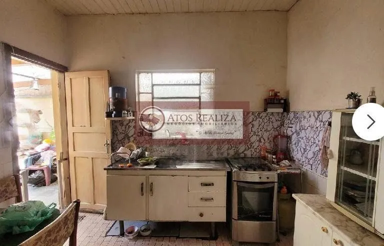 Imagem Vendo grande oportunidade na vila Brasiliana, região próximo ao Zoologico, casa térrea com área de 140m2, imóvel com 2 Dormitorios, 1 vaga de garagem. Valor de oportunidade imperdível, R$. 430k. Confira!!.