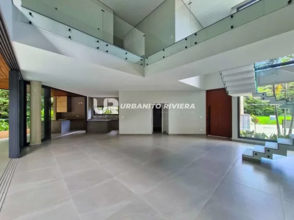 Foto do imóvel Casa de Luxo à Venda no Módulo 11 da Riviera de São Lourenço em Alameda Santa Cruz