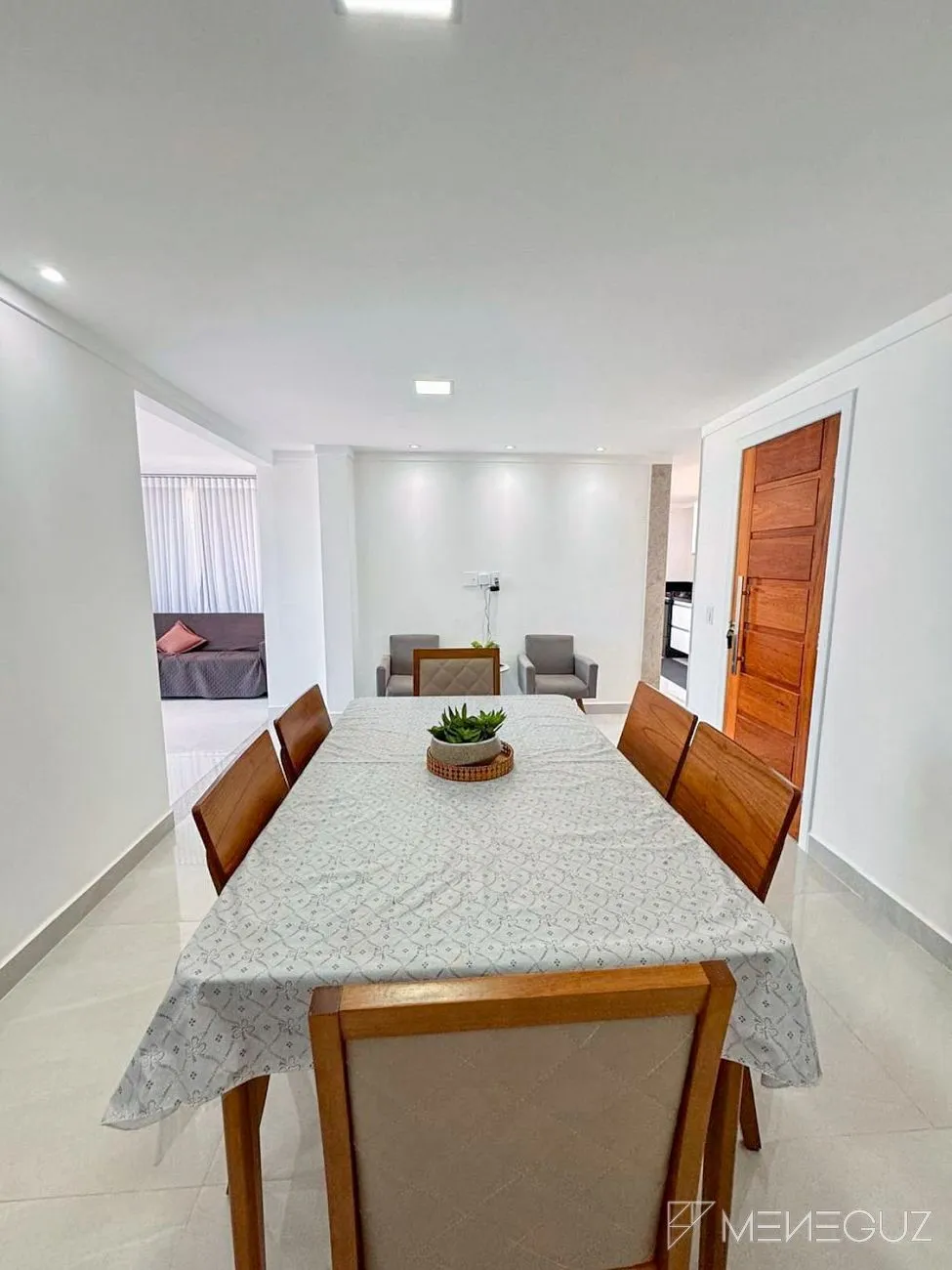 Imagem Cobertura 4 quartos a uma quadra do mar