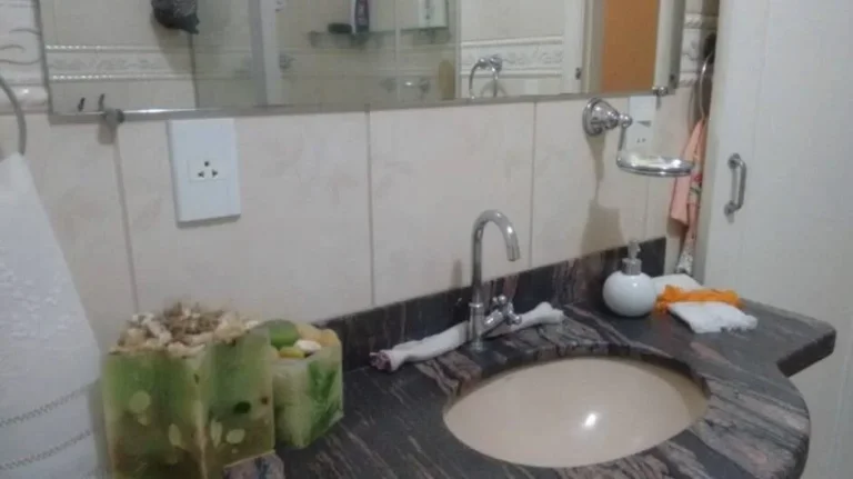 Imagem APARTAMENTO REFORMADO COM 04 QUARTOS NO BARRO PRETO!!!!!!