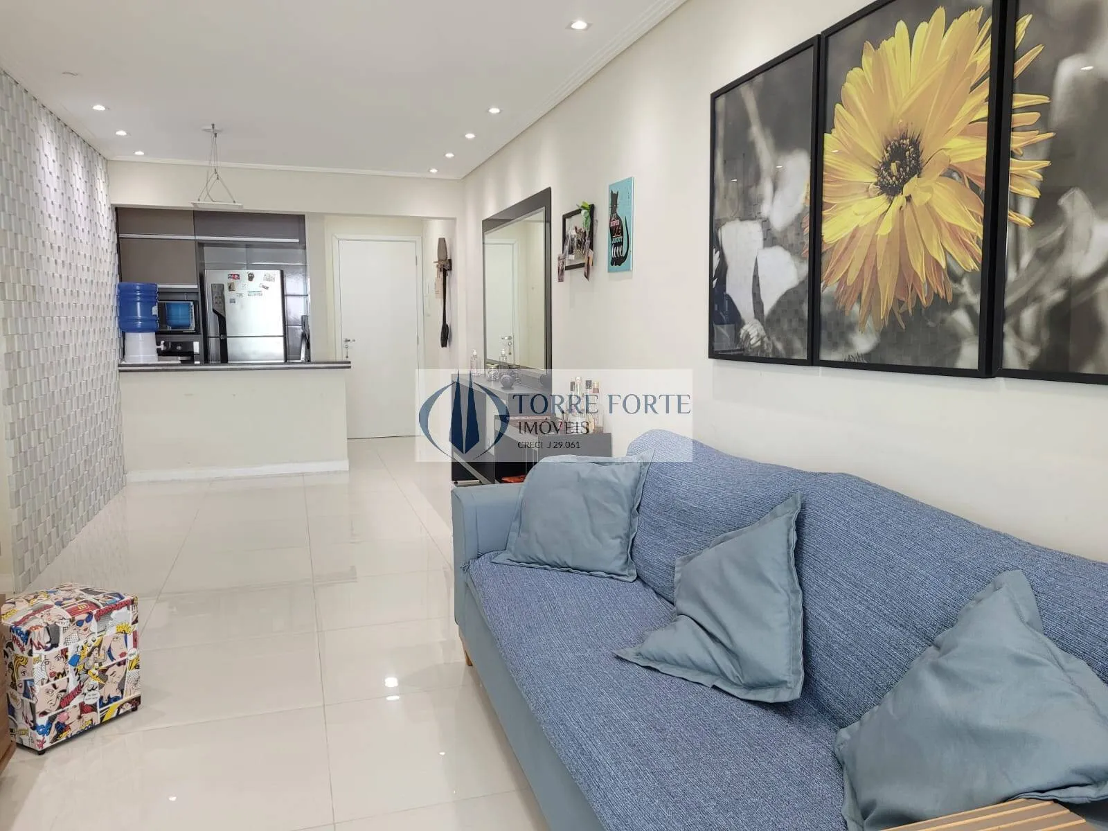 Imagem Maravilhoso apartamento 3 dormitórios, 1 suíte, 2 vagas pé na areia