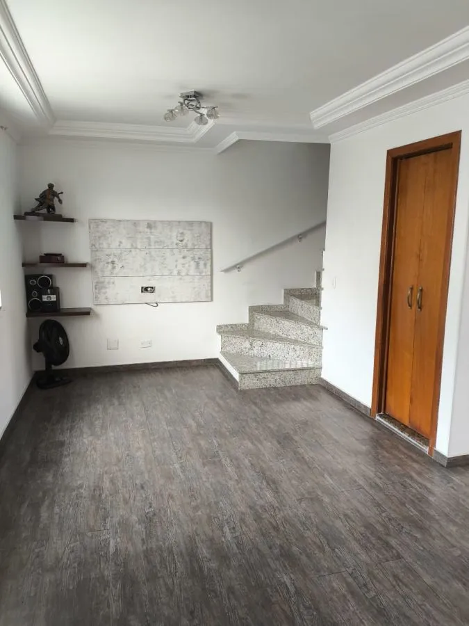 Imagem Casa de condomínio fechado, próximo ao metrô Penha