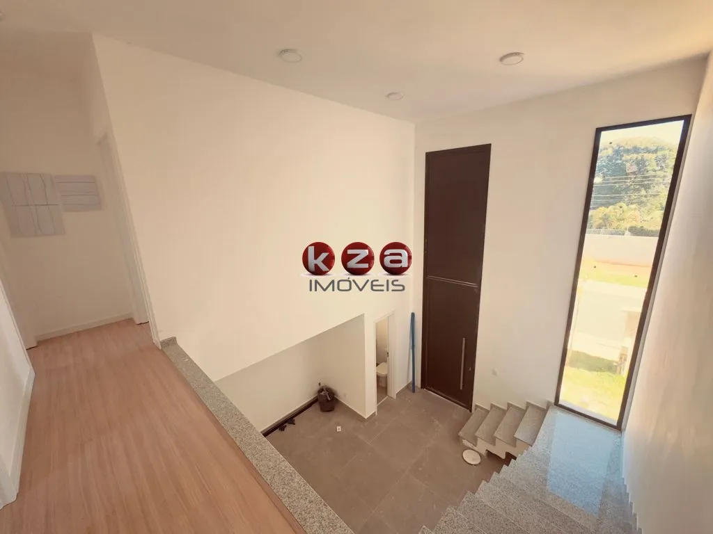 Imagem Casa a venda no Condomínio Villa Arte 28 em Vinhedo-SP: 3 suítes, 2 salas e 140m² de área!