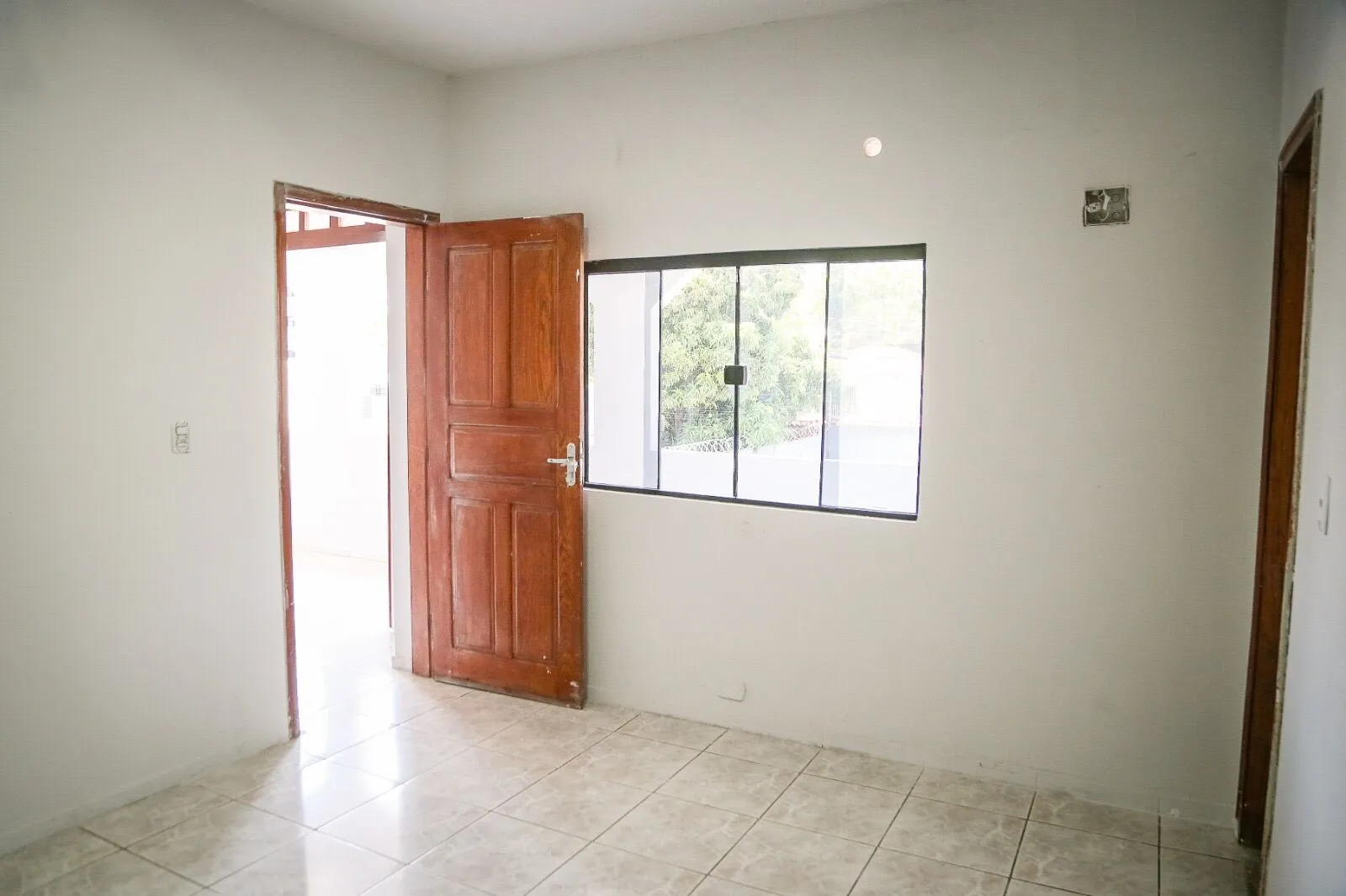 Imagem Sobrado, 3 suítes com piscina no Santa Marta | Venda ou Locação | Cuiabá-MT