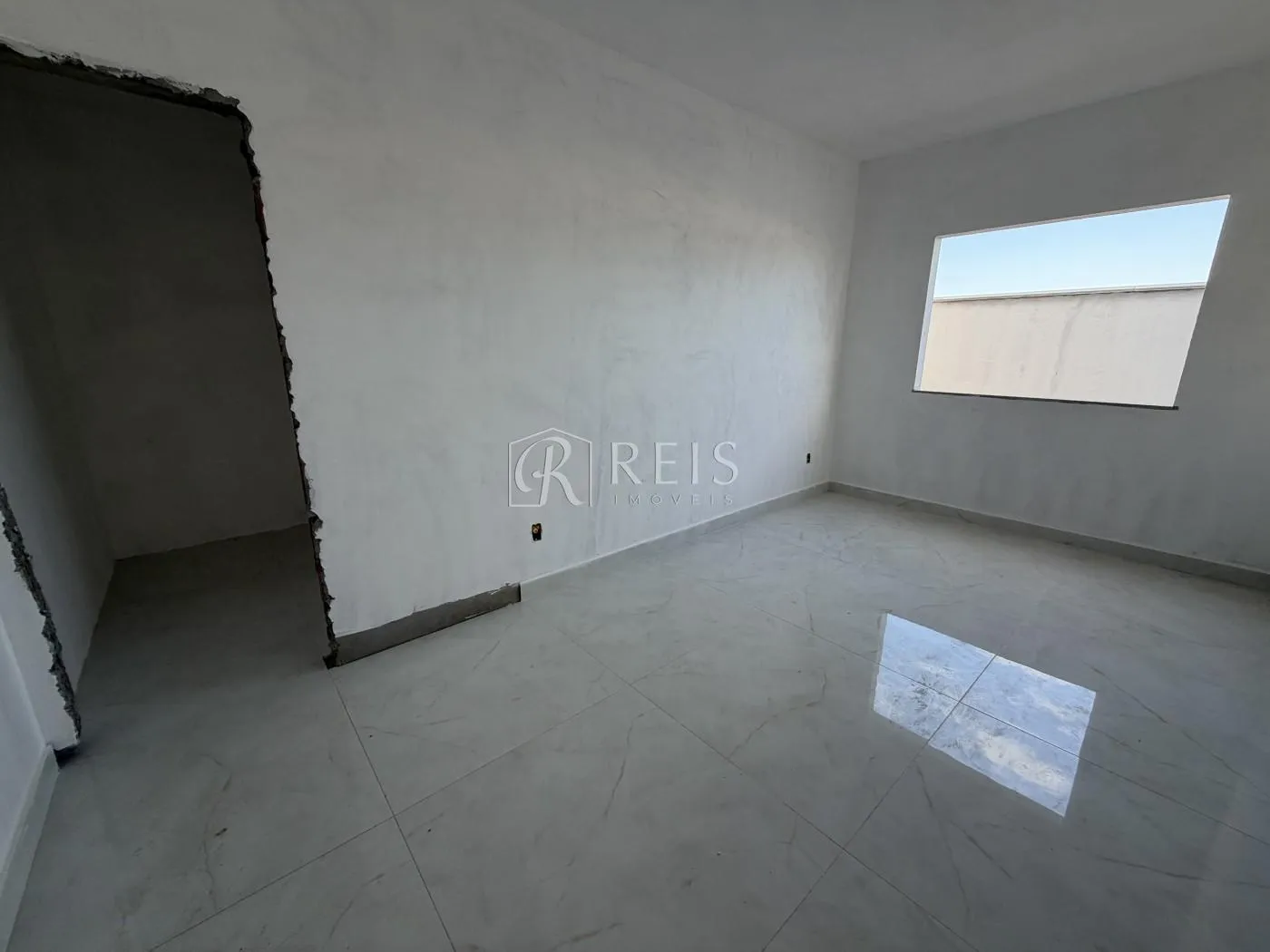 Imagem Casa para Venda em Rio das Ostras, Viverde, 3 dormitórios, 2 suítes, 3 banheiros, 4 vagas