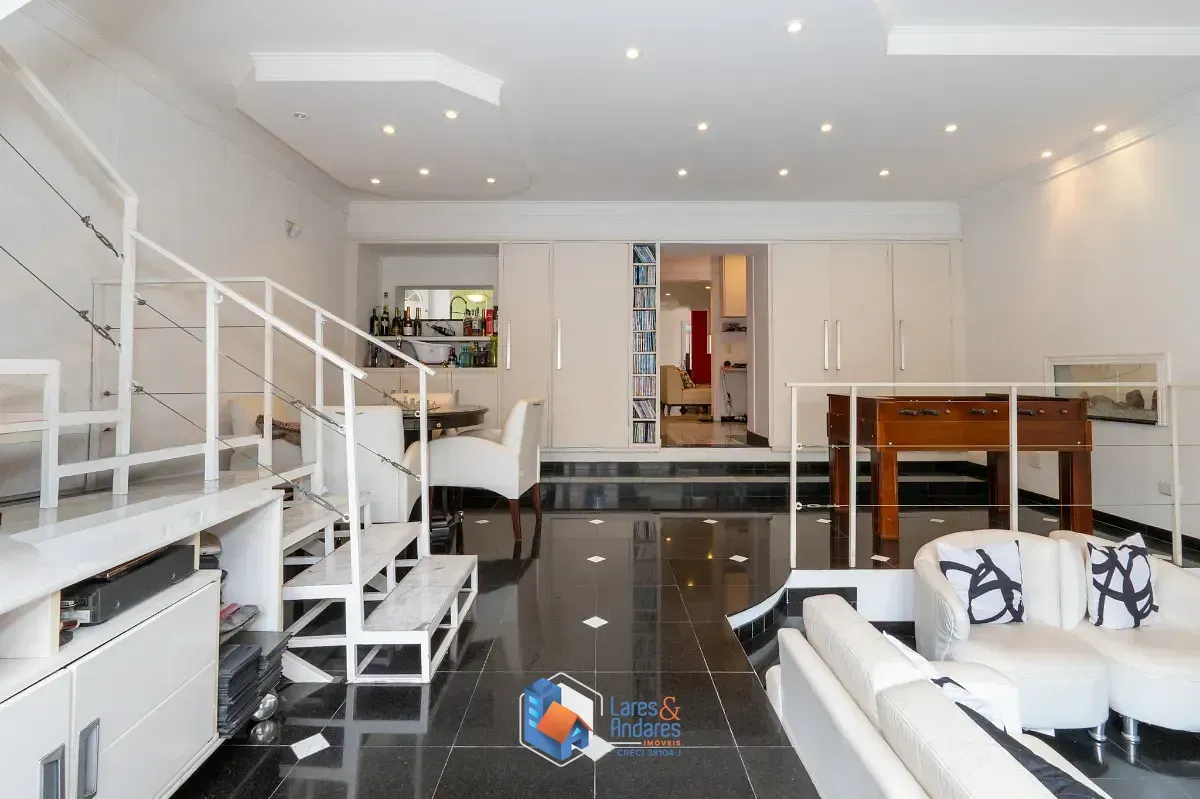 Imagem Casa para venda em Real Parque com 4 quartos, sendo 3 suítes, 433m²