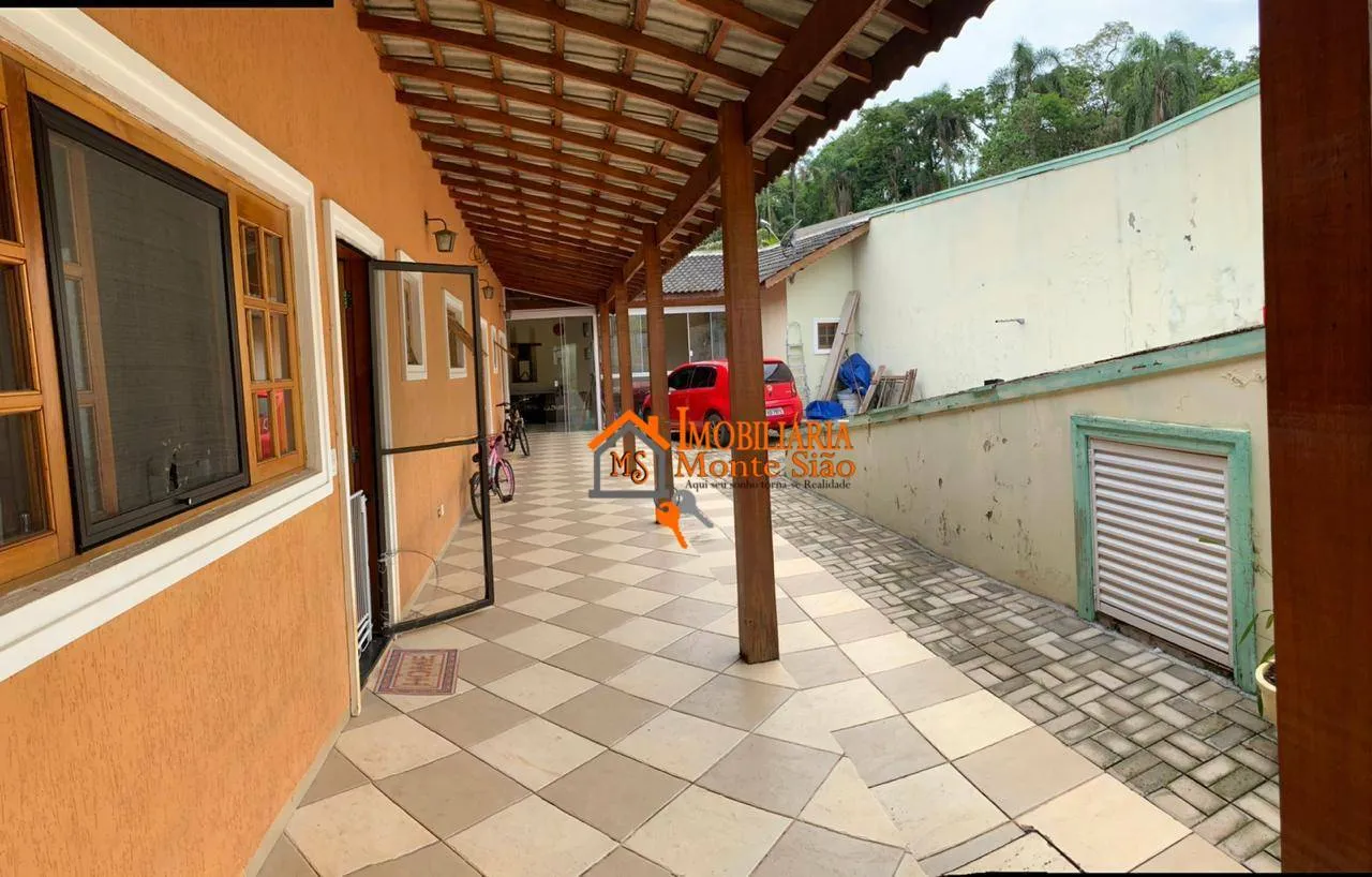 Imagem Casa com 4 dormitórios à venda, 300 m² por R$ 2.500.000,00 - Fazenda Velha - Arujá/SP