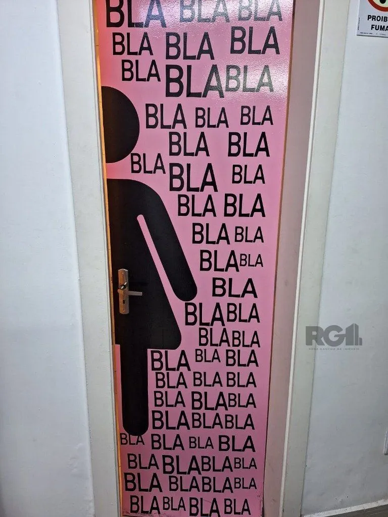 Imagem casa misto -7 salas - 325,12 m² - Menino Deus