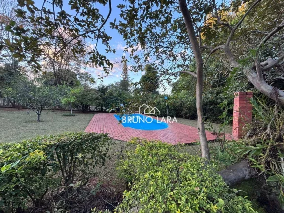 Imagem Casa com 3 dormitórios à venda, 150 m² por R$ 695.000,00 - Condomínio Fazenda Solar - Igarapé/MG