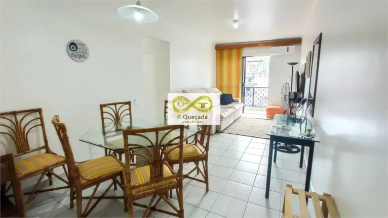 Imagem Apartamento mobiliado com 03 quartos no Guarujá!