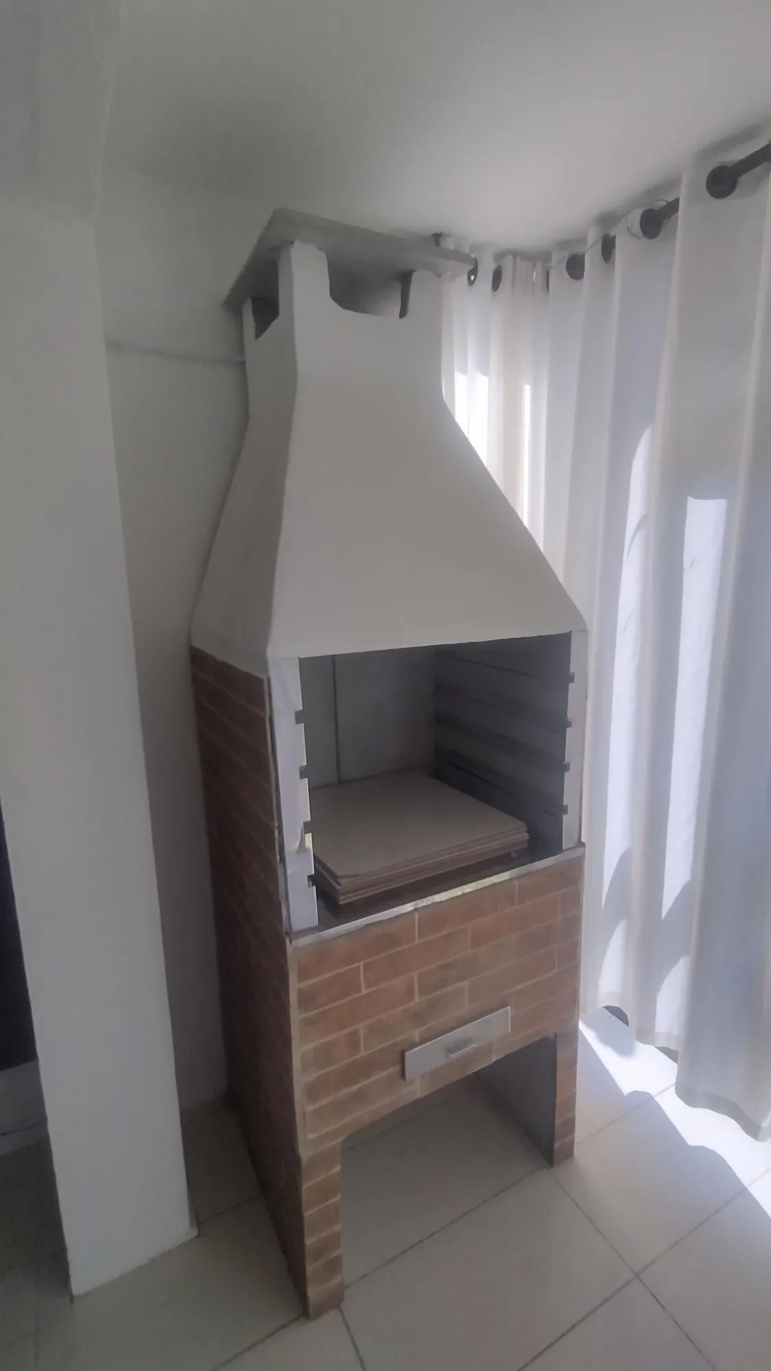 Imagem Apartamento 2 dormitórios com sacada no Partenon