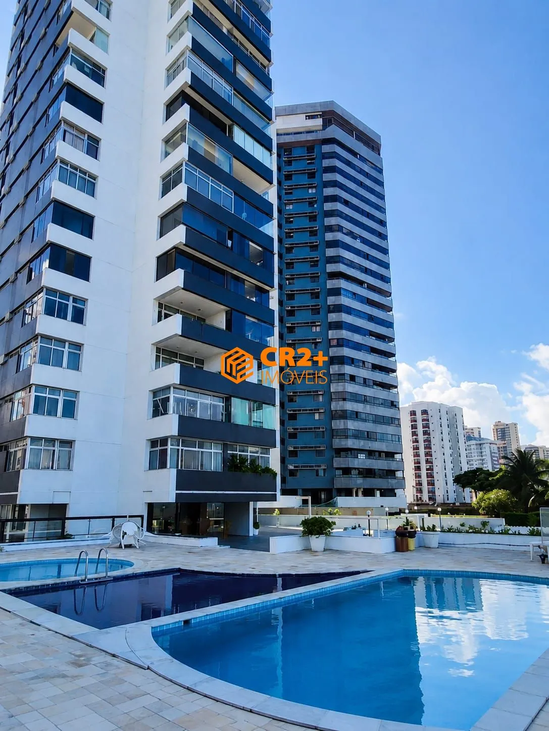Imagem Vendo apartamento de luxo na Beira Mar de Candeias com 160m²