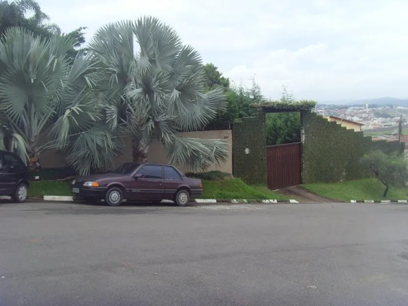 Imagem Casa de luxo no Condomínio Colina dos Coqueiros em Valinhos-SP: 5 quartos, 5 suítes, 4 salas, 5 banheiros, 6 vagas, 750m².