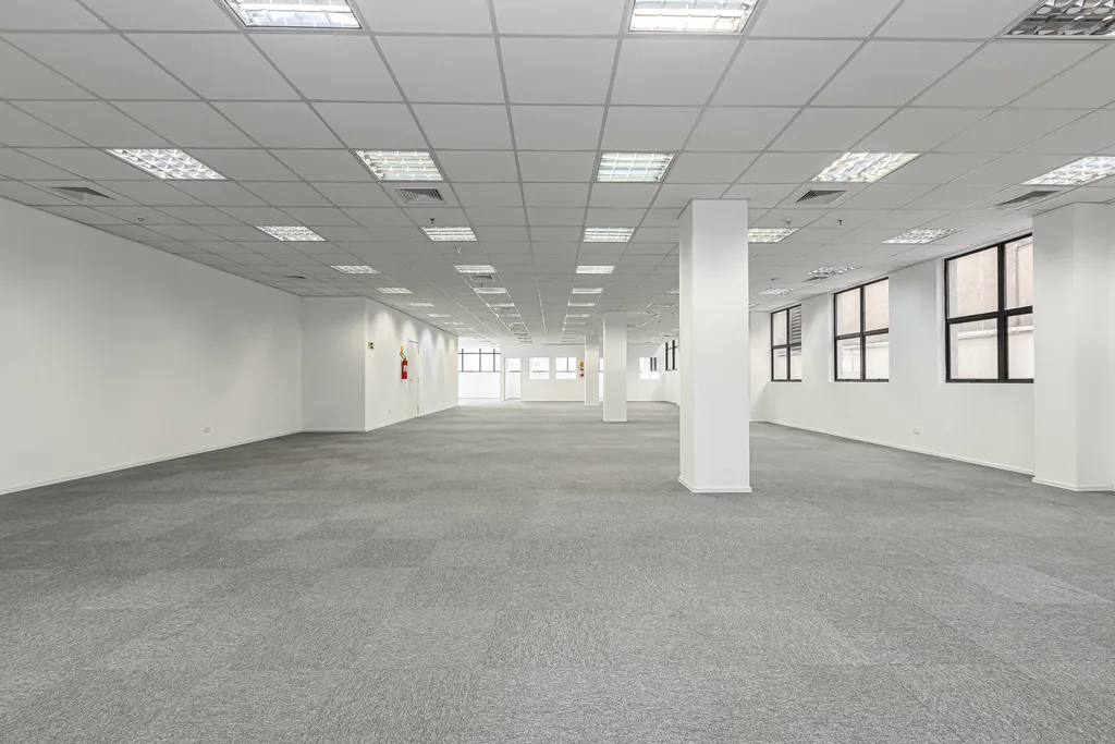 Imagem SALA COMERCIAL em Curitiba - PR, Centro