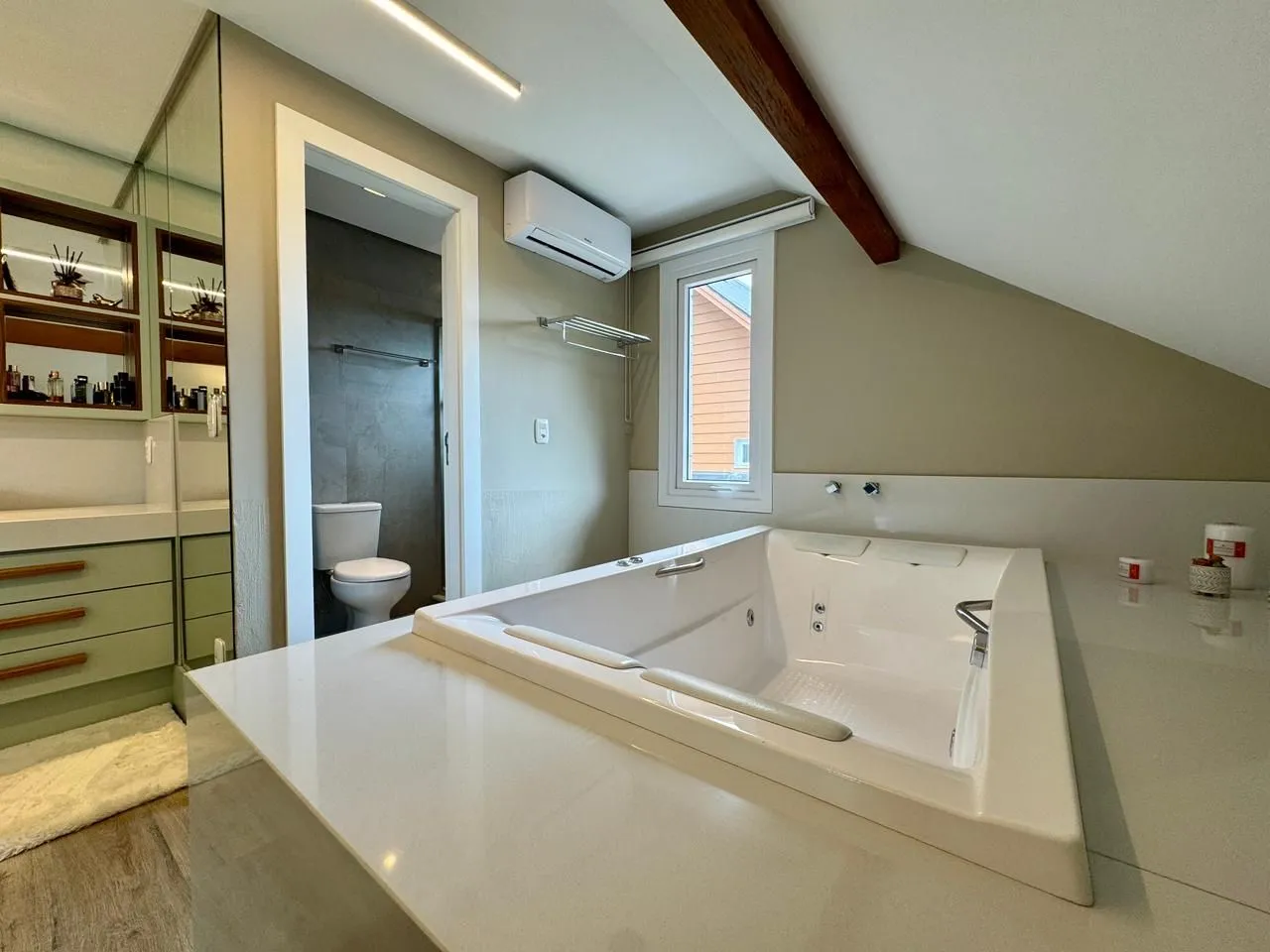Imagem Apartamento à venda em Gramado, Centro, com 3 quartos, 180m2