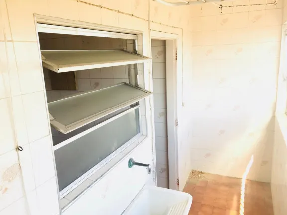 Imagem Apartamento com 2 Quartos à Venda, 60 m² em Ponta da Praia - Santos