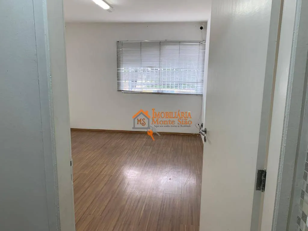 Imagem Salão para alugar, 132 m² por R$ 6.840,00/mês - Jardim Santa Mena - Guarulhos/SP