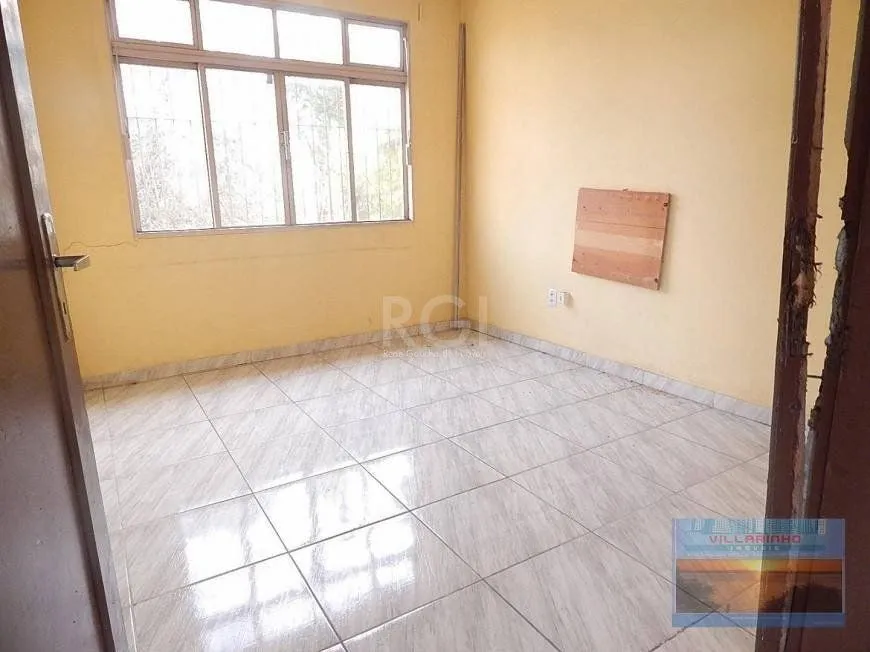 Imagem Casa para Venda - 120m², 3 dormitórios, 5 vagas - Nonoai