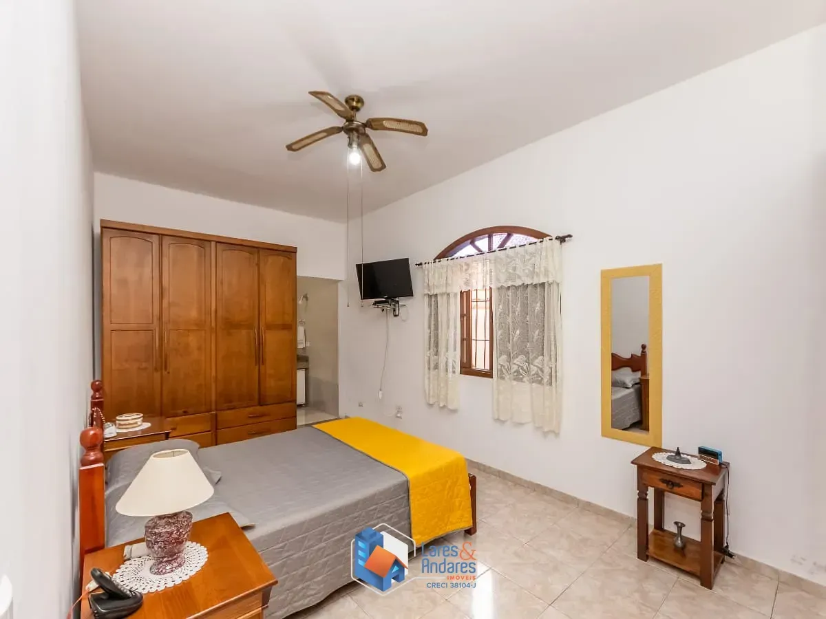 Imagem Casa para venda em Santo Amaro com 3 quartos, sendo 1 suíte, 300m²