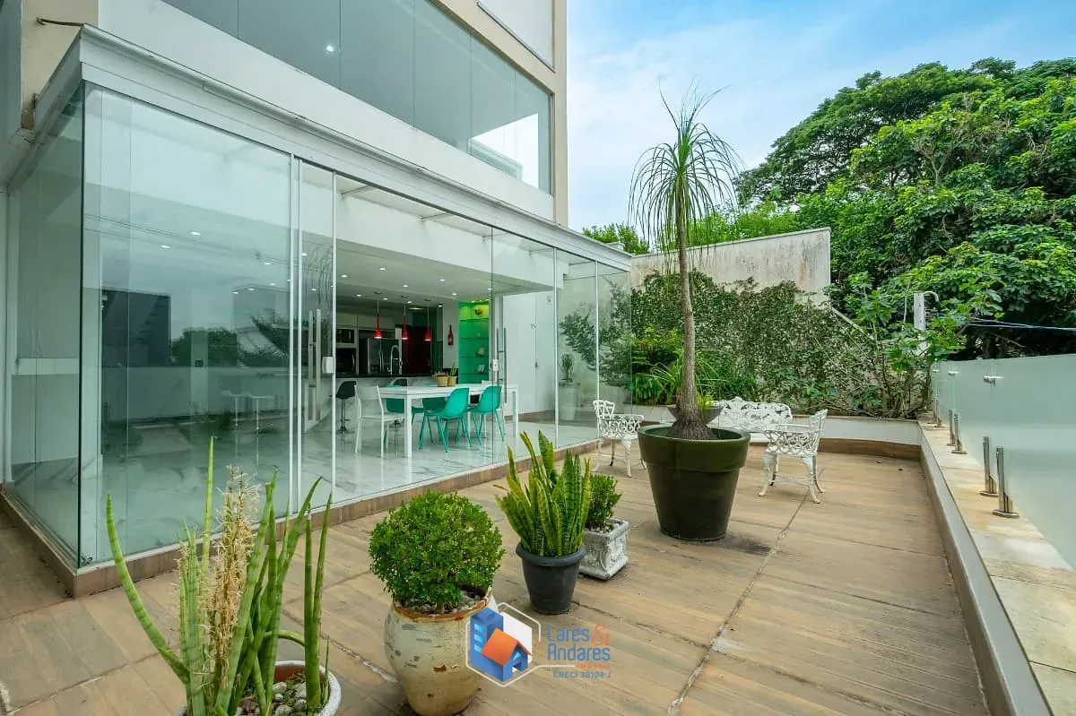 Imagem Casa para venda em Jardim Leonor com 7 quartos, sendo 5 suítes, 800m²