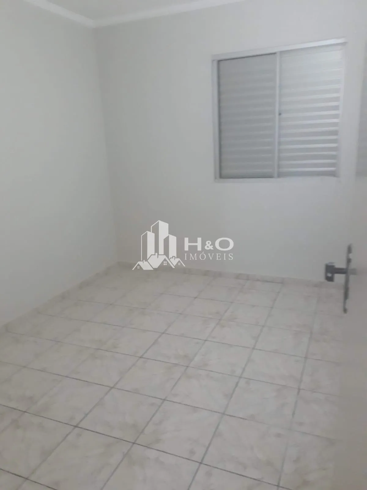 Imagem Apartamento no Jardim Nélia | 2 Dormitórios, Vaga e Sacada