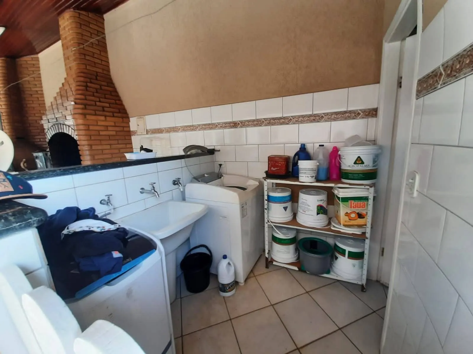 Imagem Sobrado de 387m² Localizado no Alphaville Residencial 3 - Santana de Parnaíba/SP!