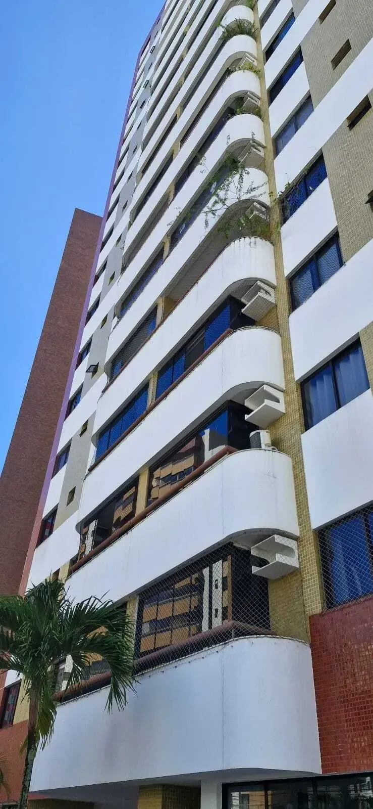 Foto do imóvel: Apartamento com 3 Quartos à Venda, 133, 9 m² em Alameda Catânia, nº 1. Pituba, Salvador - BA
