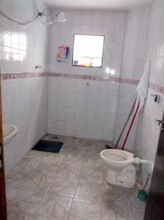 Imagem CASA PÓS LINHA - COM PISCINA, PROXIMO A AV. LUCIANA DE BONA