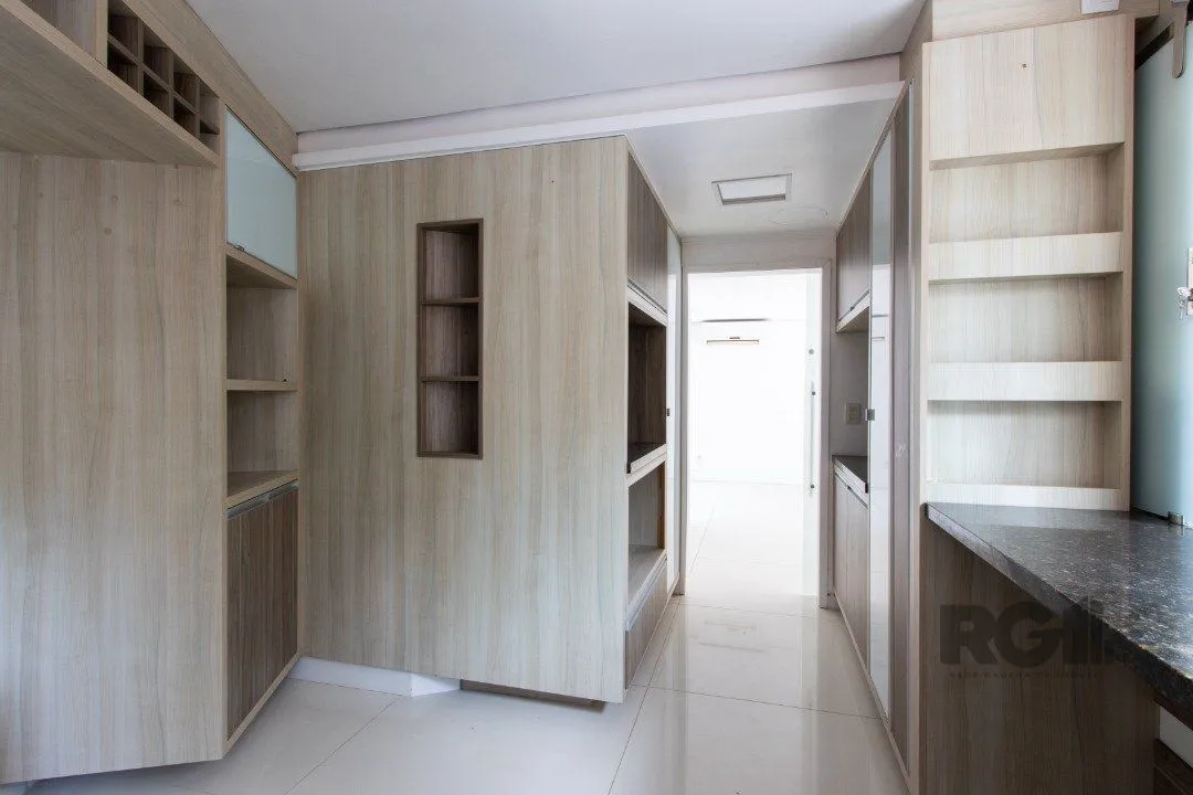 Imagem Casa Condominio para Venda - 292.49m², 4 dormitórios, sendo 2 suites, 3 vagas - Vila Assunção