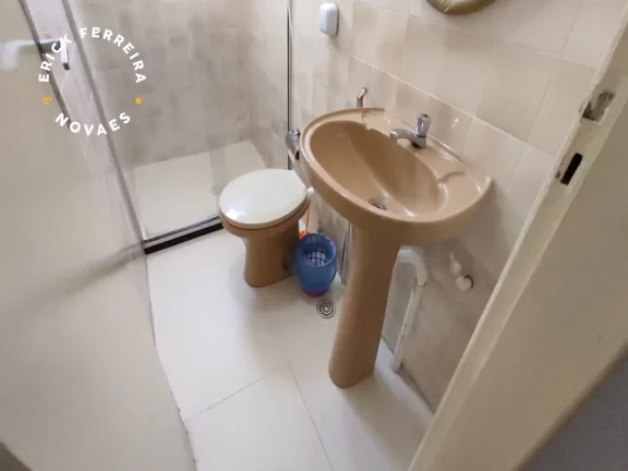 Imagem Apartamento 2 Quartos Sendo 01 Suíte Mobiliado Cozinha, Área de Serviço Dependência completa de empregado banheiros Ampla sala Vaga de Garagem