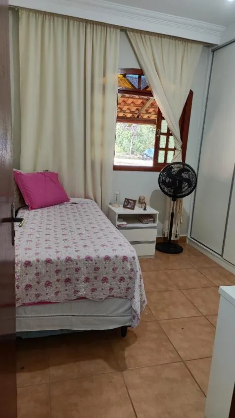 Imagem Linda chácara à venda em Contagem/MG com 2.400 m² em condomínio fechado