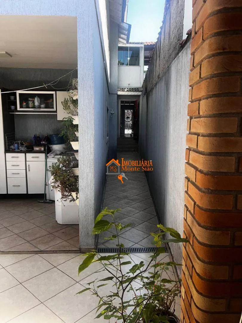 Imagem Sobrado com 3 dormitórios à venda, 125 m² por R$ 795.000,00 - Jardim Santa Clara - Guarulhos/SP