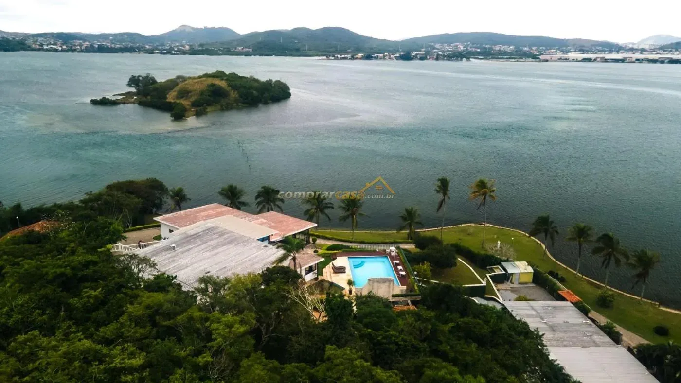 Imagem Casa para Venda em Cabo Frio / RJ no bairro Praia do Siqueira