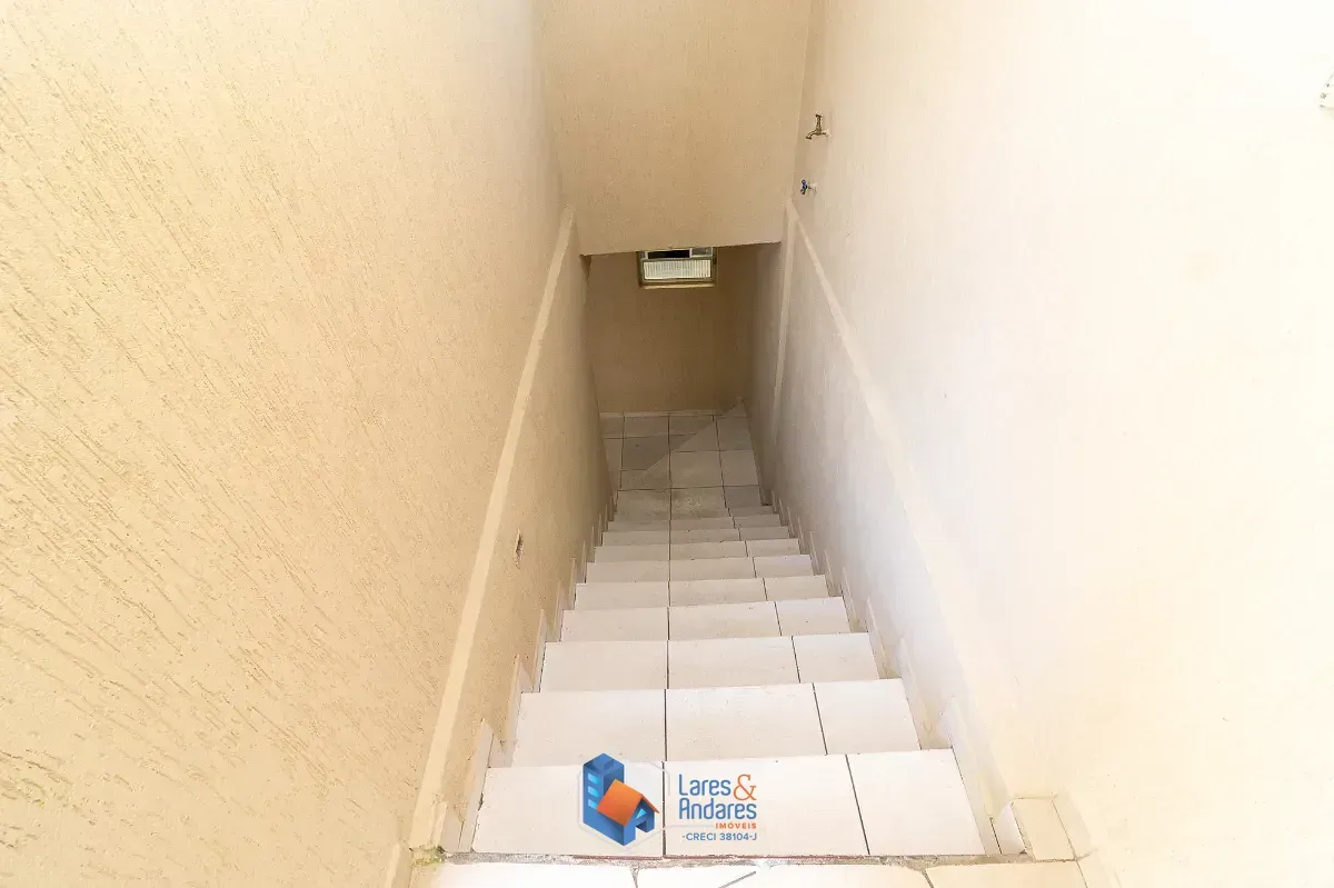 Imagem Sobrado para venda em Brasilândia com 3 quartos, sendo 3 suítes, 245m²