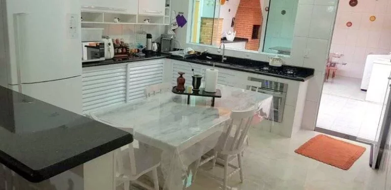 Imagem LINDA CASA COM PISCINA
