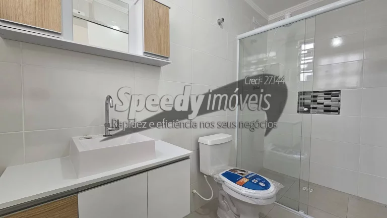 Imagem Apartamento na orla da praia em Santos, para venda