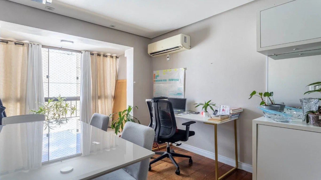 Imagem Cobertura com 2 quarto e 108m² à venda em Centro Histórico, Porto Alegre.