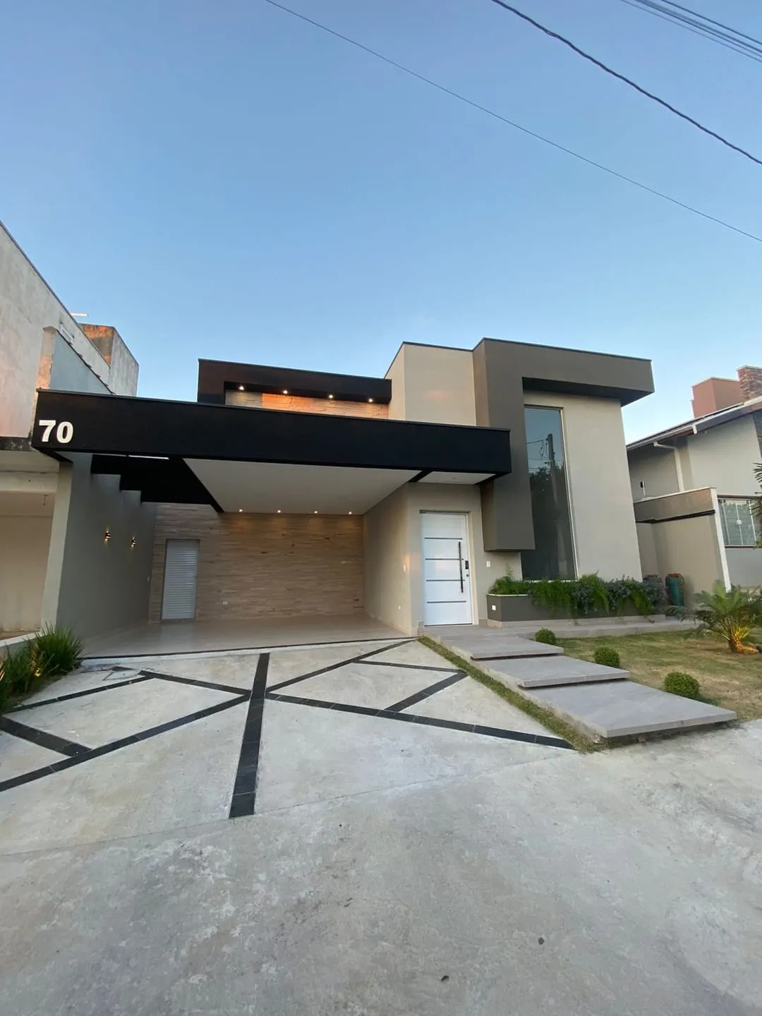 Imagem Casa à venda 3 Quartos, 1 Suite, 4 Vagas, 300M², Bairro do Grama, Caçapava - SP | Condomínio Terras do Vale