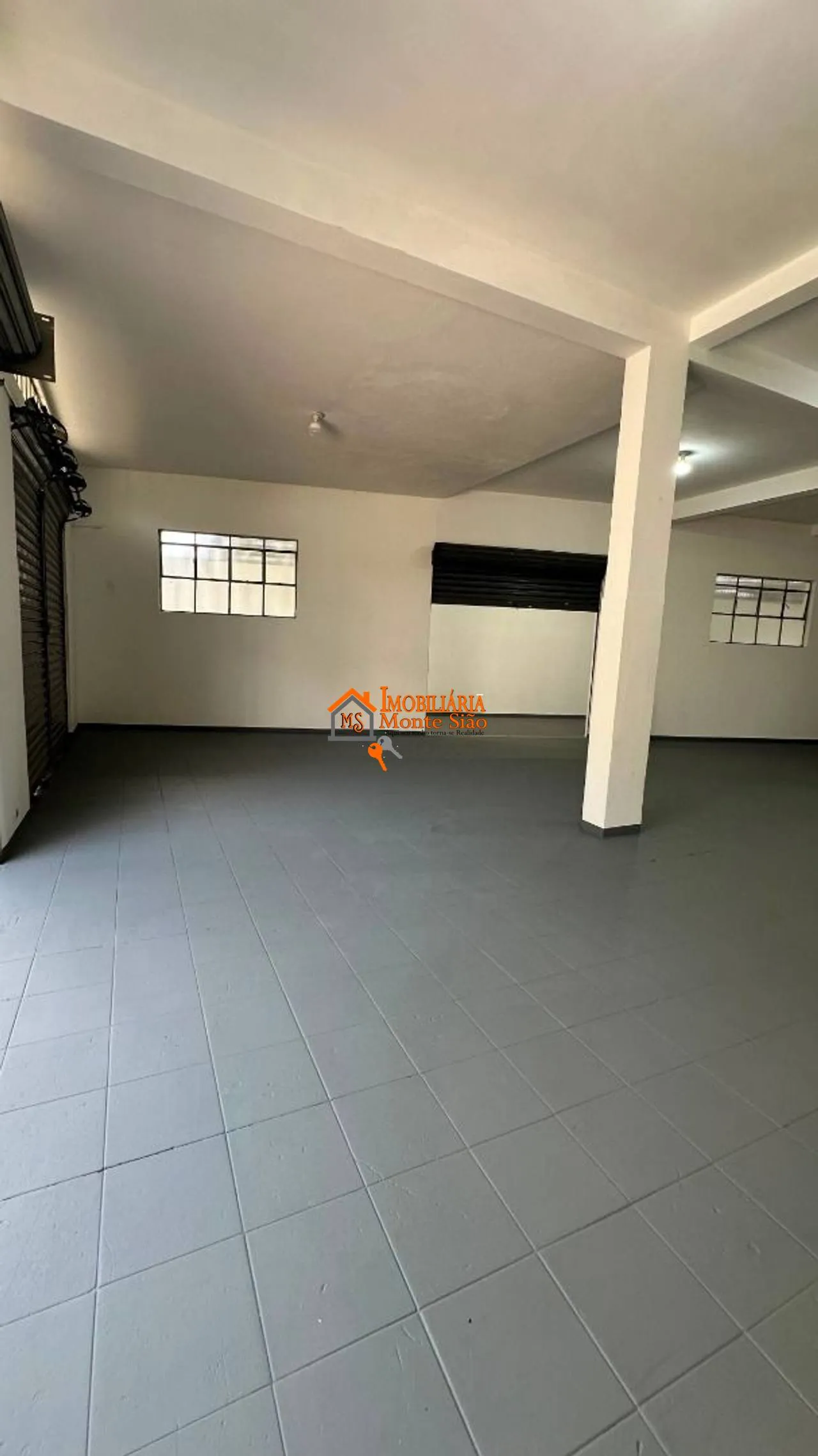 Imagem Salão para alugar, 250 m² por R$ 6.205,00/mês - Vila das Palmeiras - Guarulhos/SP
