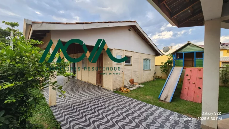 Imagem Casa disponível para locação mensal em Itapoá SC
